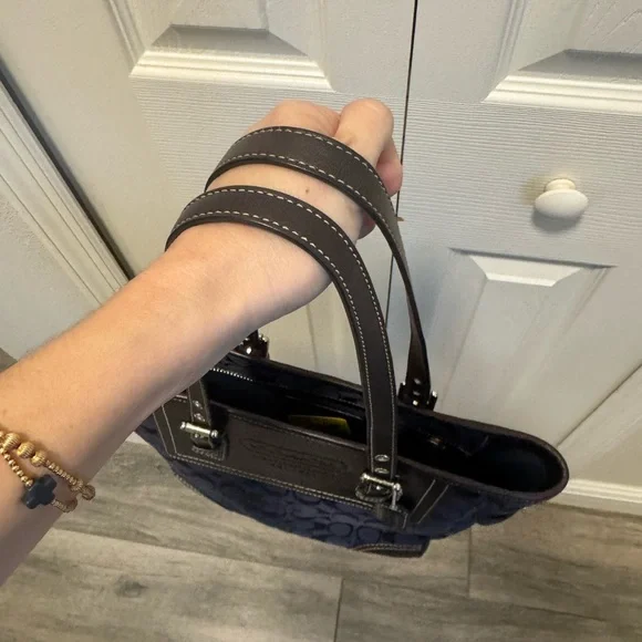 Coach 2007 Legacy Handbag - Picture 10 of 15